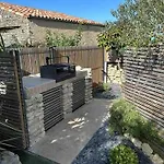 Charming House - Village Feriehus